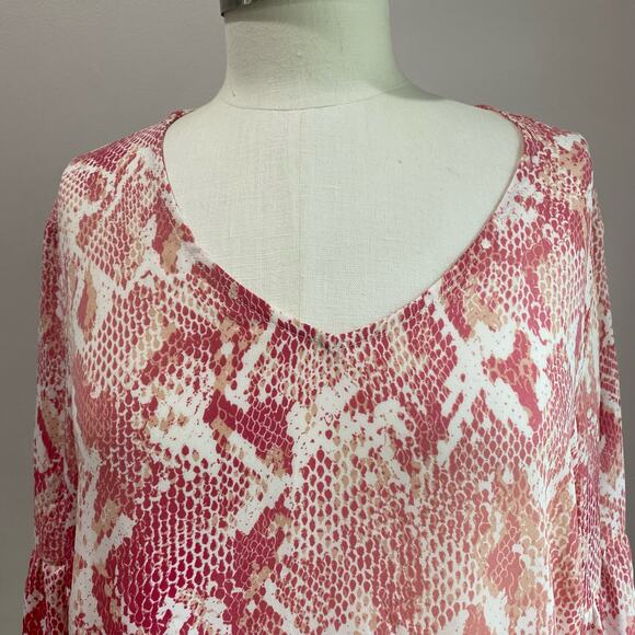Cabi Ombre Pink Snakeskin Print Long Sleeve Career Blouse In Size Medium - Picture 2 of 9